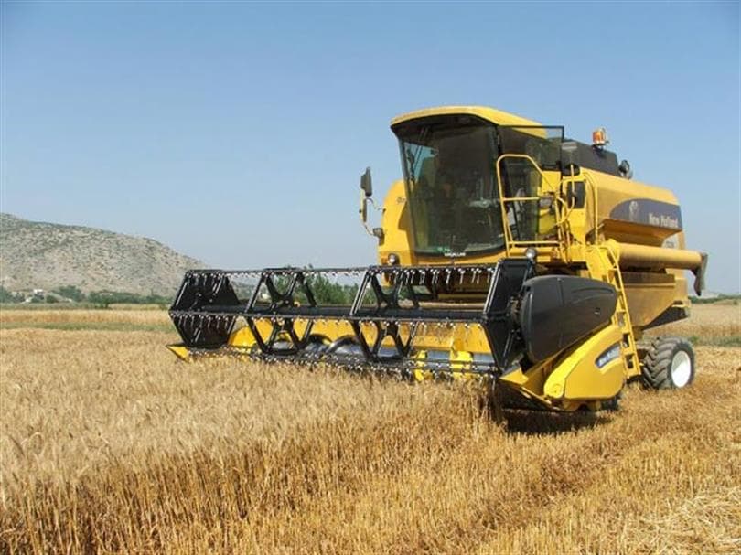 İŞ VE TARIM MAKİNESİ
